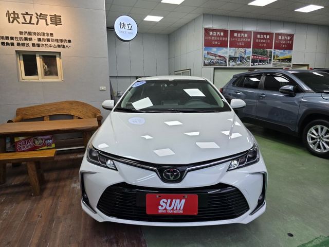 快立嚴選❱❱❱ⓎⒺⓈ認證車2019年7月【精裝豪華版】雪貂白♡僅跑八萬❏全車原鈑件❏安卓機❏導航❏電折❏恆溫❏可全額貸款  第3張相片