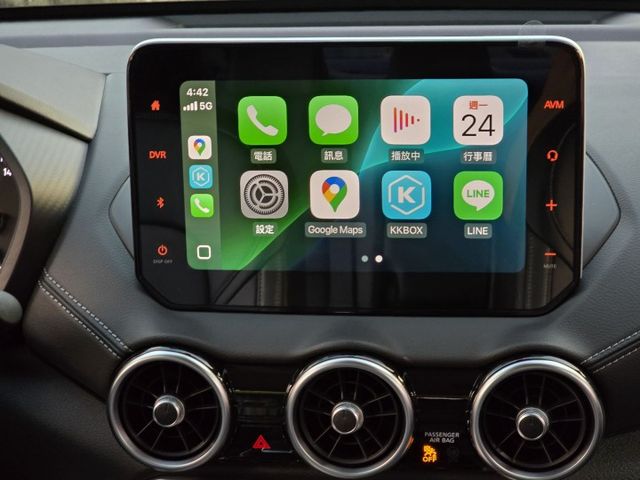 快立嚴選❱❱❱ⓎⒺⓈ認證車2024年【尊爵智駕版】勁曜紅✴僅跑一萬三❏原漆原鈑件❏數位儀表❏17吋鋁圈❏原廠保固❏可全貸  第17張相片