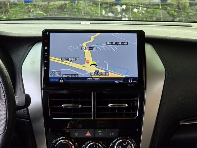 快立嚴選❱❱❱ⓎⒺⓈ認證車2019年7月【精裝經典版】雪貂白♡僅跑四萬❏原鈑件❏JHY八核心安卓機❏電折❏四輪新❏可全貸  第13張相片