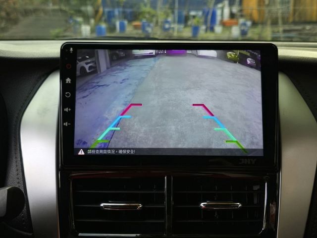 快立嚴選❱❱❱ⓎⒺⓈ認證車2019年7月【精裝經典版】雪貂白♡僅跑四萬❏原鈑件❏JHY八核心安卓機❏電折❏四輪新❏可全貸  第14張相片