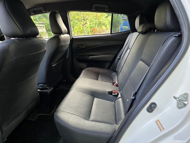 快立嚴選❱❱❱ⓎⒺⓈ認證車2019年7月【精裝經典版】雪貂白♡僅跑四萬❏原鈑件❏JHY八核心安卓機❏電折❏四輪新❏可全貸  第17張相片