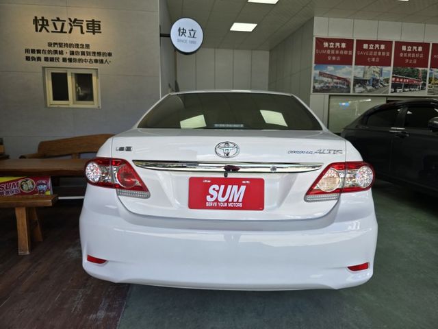 快立嚴選❱❱❱ⓎⒺⓈ認證車2012年型式【精裝E版】雪貂白♡里程保證❏原鈑件❏導航❏恆溫❏電折❏代步首選❏四輪新❏可全貸  第6張相片