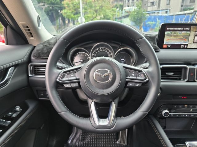 快立嚴選❱❱❱ⓎⒺⓈ認證車2020年【旗艦獻定版】魂晶紅✴僅跑七萬❏原鈑件❏全速域跟車❏雙電椅❏電尾❏環景❏撥片❏四輪新  第13張相片