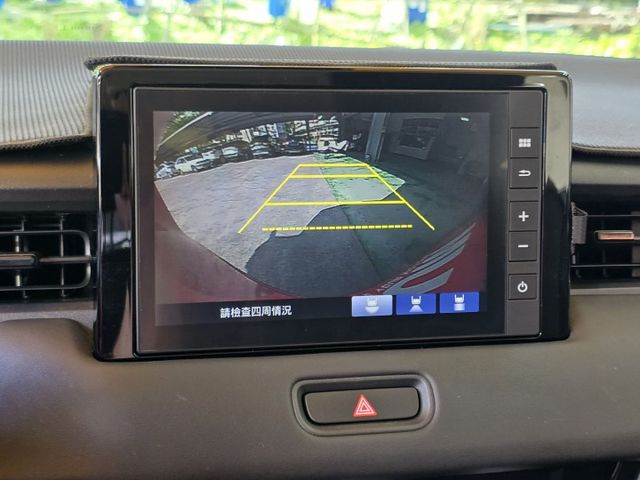 快立嚴選❱❱❱ⓎⒺⓈ認證車2022年9月【尊榮版】晶焰紅✴僅跑七萬❏電尾門❏盲點監視❏手機無限充電❏雙區恆溫❏可全額貸款  第14張相片