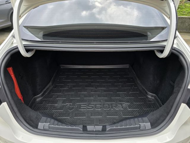 快立嚴選❱❱❱ⓎⒺⓈ認證車2019年【時尚型】皓月白✴僅跑七萬❏原鈑件❏導航❏皮椅❏六氣囊❏恆溫❏定速❏原廠保養❏可全貸  第17張相片