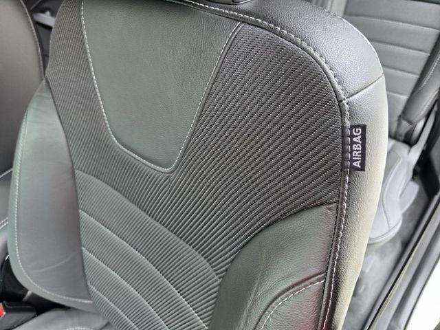 快立嚴選❱❱❱ⓎⒺⓈ認證車2014年6月領牌【時尚型】皓月白✴僅跑八萬❏原鈑件❏安卓影音❏定速❏恆溫❏一手車❏可全額貸款  第11張相片