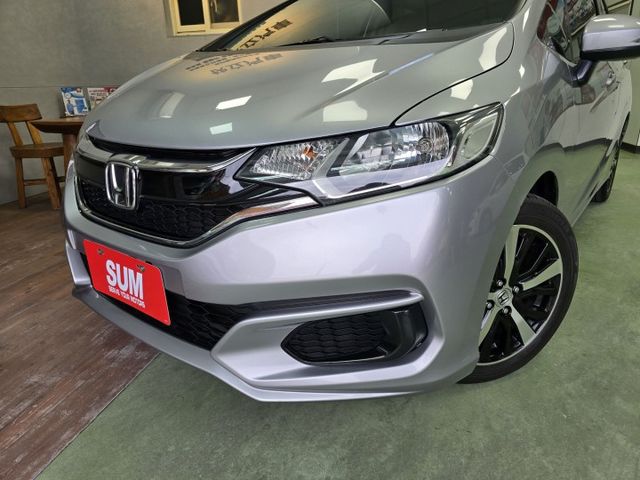 快立嚴選❱❱❱ⓎⒺⓈ認證車2018年領牌【VTi-S】皓月銀✴僅跑六萬❏原鈑件❏雙色皮椅❏安卓機❏定速❏原廠保養❏可全貸  第2張相片