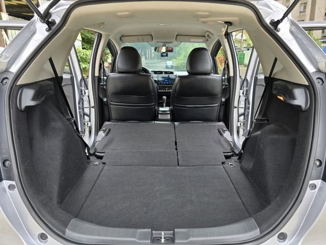 快立嚴選❱❱❱ⓎⒺⓈ認證車2018年領牌【VTi-S】皓月銀✴僅跑六萬❏原鈑件❏雙色皮椅❏安卓機❏定速❏原廠保養❏可全貸  第16張相片