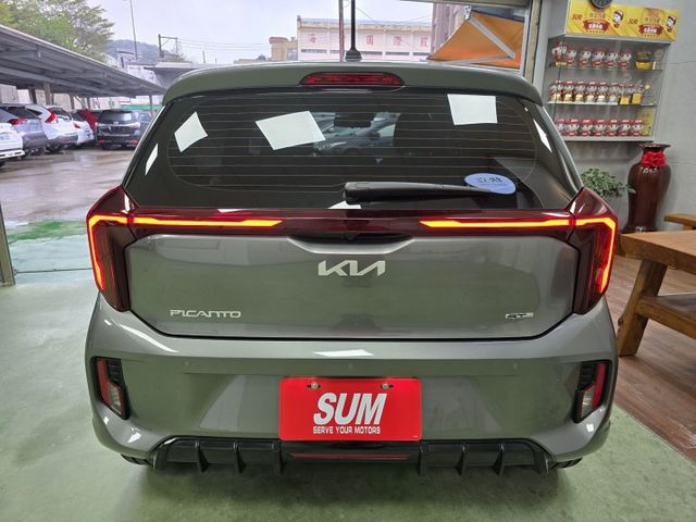 快立嚴選❱❱❱ⓎⒺⓈ認證車2025年10月領牌【APEX+雙套件】星宇灰✴僅跑兩千❏原漆原鈑件❏新車73.9萬❏原廠保固  第7張相片