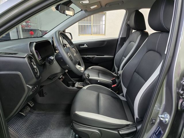 快立嚴選❱❱❱ⓎⒺⓈ認證車2025年10月領牌【APEX+雙套件】星宇灰✴僅跑兩千❏原漆原鈑件❏新車73.9萬❏原廠保固  第13張相片