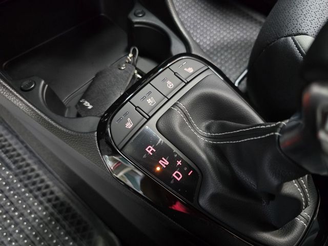 快立嚴選❱❱❱ⓎⒺⓈ認證車2025年10月領牌【APEX+雙套件】星宇灰✴僅跑兩千❏原漆原鈑件❏新車73.9萬❏原廠保固  第15張相片