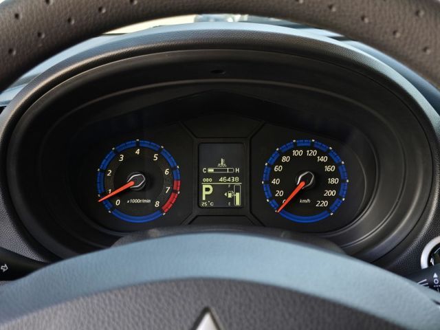 快立嚴選❱❱❱ⓎⒺⓈ認證車2022年9月【輕鬆影音型】冰曜白✴僅跑四萬六❏原漆原鈑件❏安卓機❏免鑰❏電尾❏四輪新❏可全貸  第10張相片