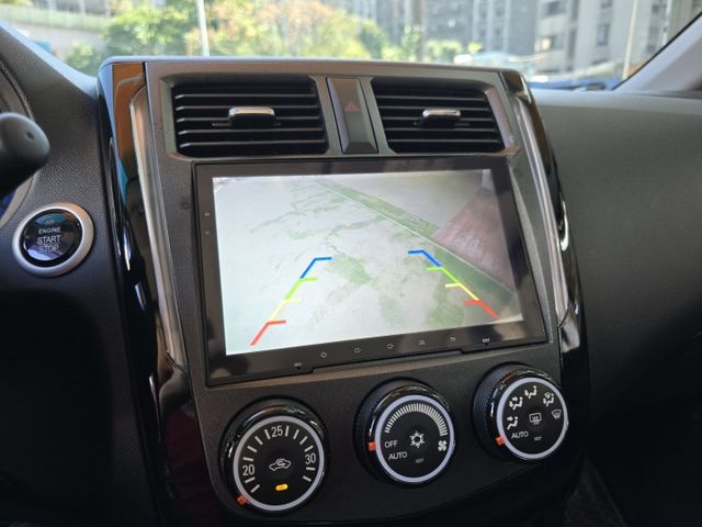 快立嚴選❱❱❱ⓎⒺⓈ認證車2022年9月【輕鬆影音型】冰曜白✴僅跑四萬六❏原漆原鈑件❏安卓機❏免鑰❏電尾❏四輪新❏可全貸  第15張相片