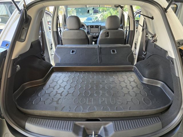 快立嚴選❱❱❱ⓎⒺⓈ認證車2022年9月【輕鬆影音型】冰曜白✴僅跑四萬六❏原漆原鈑件❏安卓機❏免鑰❏電尾❏四輪新❏可全貸  第19張相片