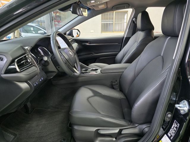 快立嚴選❱❱❱ⓎⒺⓈ認證車2022年【精裝豪華版】尊爵黑✴僅跑五萬八❏原漆原鈑件❏安卓機❏導航❏跟車❏車道置中❏可全額貸  第10張相片