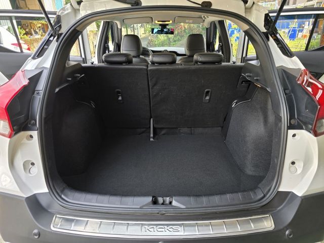 快立嚴選❱❱❱ⓎⒺⓈ認證車2020年【智行旗艦版】珠光白✴僅跑五萬八❏原漆原鈑件❏環景❏盲點❏LED❏運動套件❏四輪極新  第20張相片