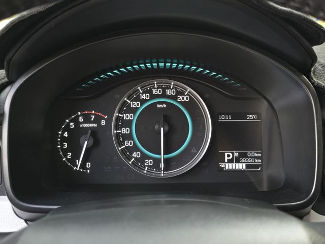 快立嚴選❱❱❱ⓎⒺⓈ認證車2018年5月領牌【日本原裝】火焰橘黑頂✴僅跑三萬八❏安卓機❏六安❏LED頭燈❏免鑰匙❏可全貸  第9張相片