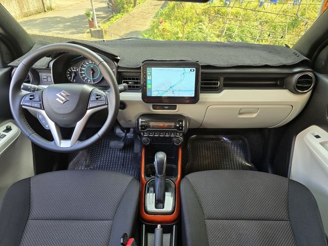 快立嚴選❱❱❱ⓎⒺⓈ認證車2018年5月領牌【日本原裝】火焰橘黑頂✴僅跑三萬八❏安卓機❏六安❏LED頭燈❏免鑰匙❏可全貸  第13張相片