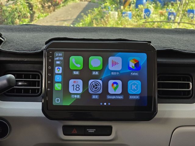 快立嚴選❱❱❱ⓎⒺⓈ認證車2018年5月領牌【日本原裝】火焰橘黑頂✴僅跑三萬八❏安卓機❏六安❏LED頭燈❏免鑰匙❏可全貸  第16張相片