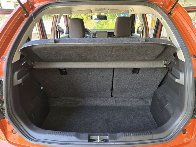 快立嚴選❱❱❱ⓎⒺⓈ認證車2018年5月領牌【日本原裝】火焰橘黑頂✴僅跑三萬八❏安卓機❏六安❏LED頭燈❏免鑰匙❏可全貸  第20張相片