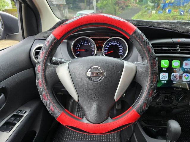 快立嚴選❱❱❱ⓎⒺⓈ認證車2016年【行家影音版】滾石灰✴僅跑八萬❏全車原鈑件❏安卓機❏電折後視鏡❏平整化套件❏可全額貸  第10張相片