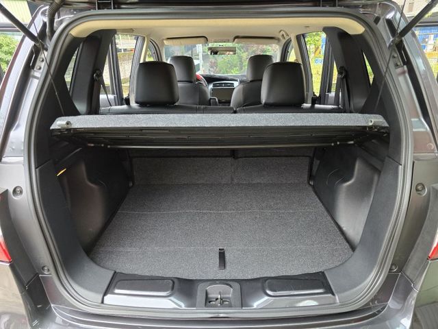 快立嚴選❱❱❱ⓎⒺⓈ認證車2016年【行家影音版】滾石灰✴僅跑八萬❏全車原鈑件❏安卓機❏電折後視鏡❏平整化套件❏可全額貸  第20張相片