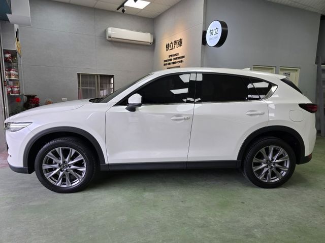 快立嚴選❱❱❱ⓎⒺⓈ認證車2020年【頂級型】曜雪白✴僅跑三萬九❏原漆原鈑件❏全速域跟車❏環景❏盲點❏原廠保養❏可全額貸  第4張相片