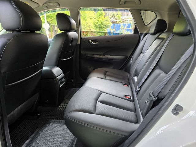 快立嚴選❱❱❱ⓎⒺⓈ認證車2021年【旗艦版】雅典白✴僅跑三萬三❏全車原鈑件❏免鑰匙❏定速❏盲點❏六氣囊❏車庫車❏可全貸  第18張相片