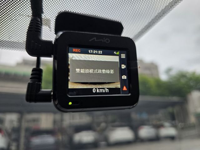 快立嚴選❱❱❱ⓎⒺⓈ認證車2019年【頂級型】魂晶紅✴僅跑十萬❏皮質座椅❏免鑰匙❏LED頭燈❏盲點❏六氣囊❏倒顯❏可全貸  第16張相片