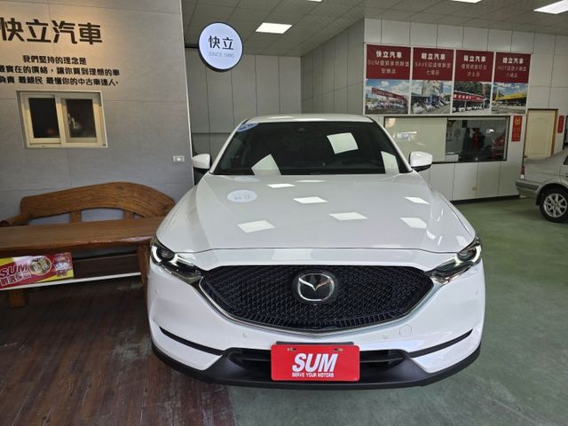 快立嚴選❱❱❱ⓎⒺⓈ認證車2020年型式【旗艦經典型】曜雪白✴原鈑件❏全速域跟車❏電尾❏BOSE❏環景❏雙電椅❏原廠保養  第2張相片