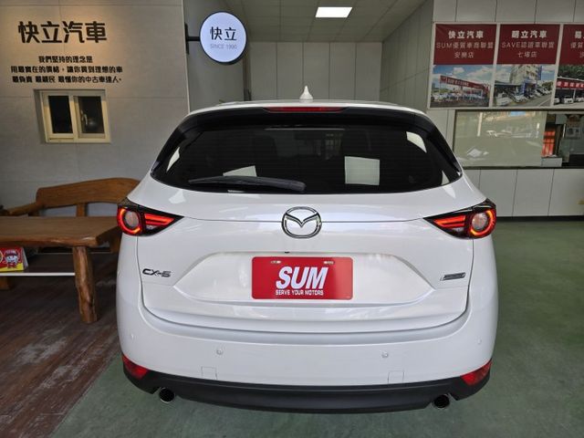 快立嚴選❱❱❱ⓎⒺⓈ認證車2020年型式【旗艦經典型】曜雪白✴原鈑件❏全速域跟車❏電尾❏BOSE❏環景❏雙電椅❏原廠保養  第5張相片