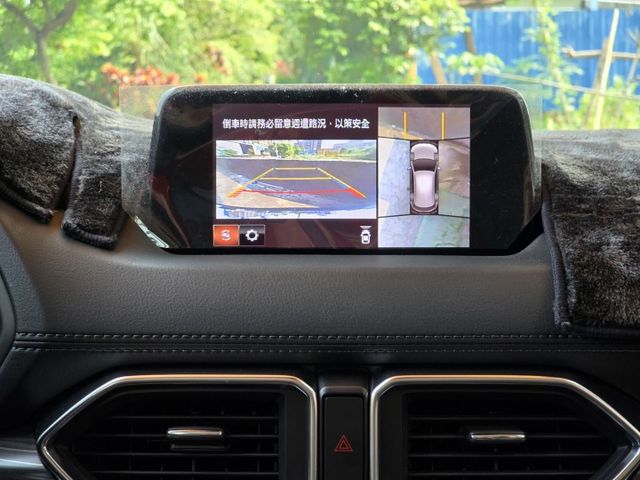 快立嚴選❱❱❱ⓎⒺⓈ認證車2020年型式【旗艦經典型】曜雪白✴原鈑件❏全速域跟車❏電尾❏BOSE❏環景❏雙電椅❏原廠保養  第16張相片