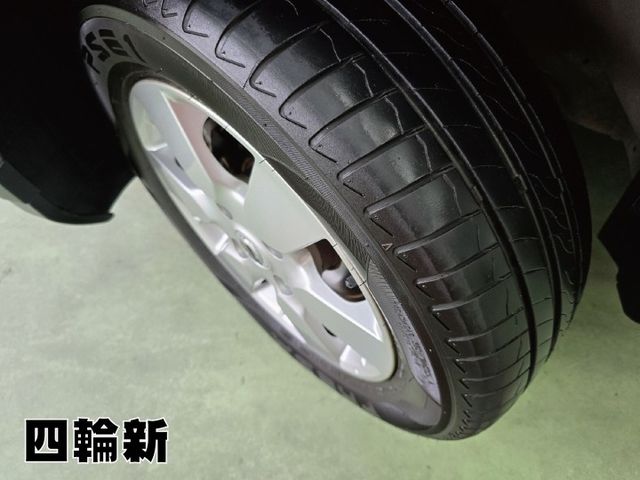 快立嚴選❱❱❱ⓎⒺⓈ認證車2011年型式【C規】樂活橘✴僅跑七萬六❏全車100%原鈑件❏黑內裝❏空力套件❏車庫車❏可全貸  第7張相片