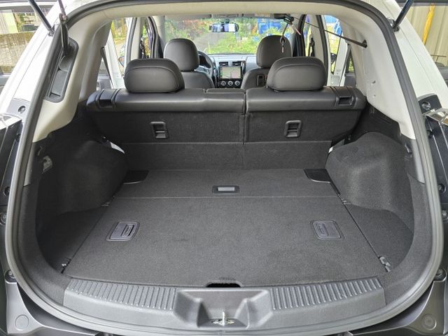 快立嚴選❱❱❱ⓎⒺⓈ認證車2023年6月【輕鬆影音型】冰曜白✴僅跑兩萬❏原漆原鈑件❏安卓機❏環景❏免鑰匙❏電尾門❏可全貸  第20張相片