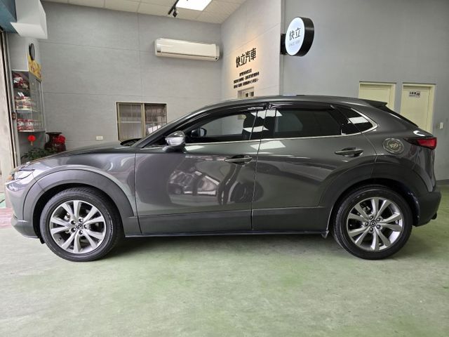 快立嚴選❱❱❱ⓎⒺⓈ認證車2020年【頂級型】鋼鐵灰✴僅跑六萬❏原鈑件❏全速域跟車❏盲點❏HUD❏後座冷氣❏免鑰❏可全貸  第3張相片