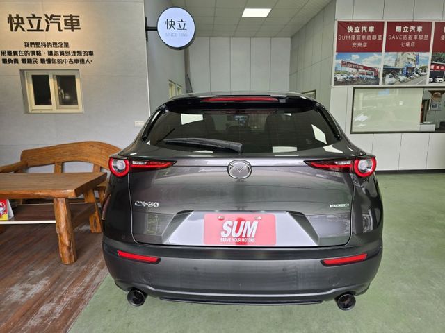 快立嚴選❱❱❱ⓎⒺⓈ認證車2020年【頂級型】鋼鐵灰✴僅跑六萬❏原鈑件❏全速域跟車❏盲點❏HUD❏後座冷氣❏免鑰❏可全貸  第5張相片