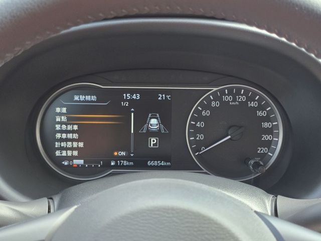 快立嚴選❱❱❱ⓎⒺⓈ認證車2019年9月【智行旗艦版】鎢鋼灰✴僅跑六萬❏原漆原鈑件❏環景❏盲點❏LED❏運動套件❏可全貸  第10張相片