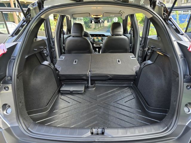 快立嚴選❱❱❱ⓎⒺⓈ認證車2019年9月【智行旗艦版】鎢鋼灰✴僅跑六萬❏原漆原鈑件❏環景❏盲點❏LED❏運動套件❏可全貸  第19張相片