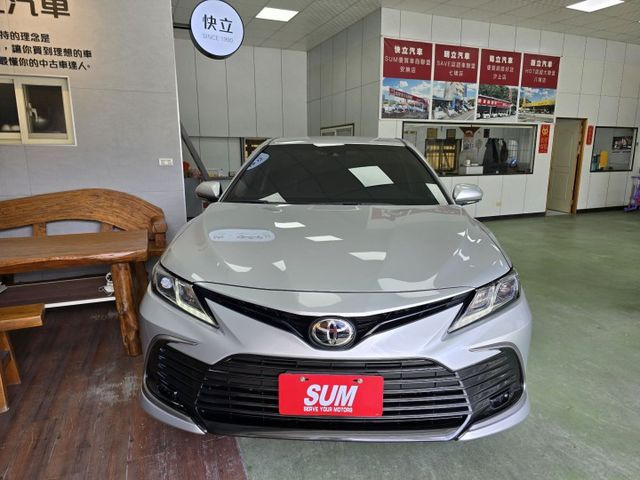 快立嚴選❱❱❱ⓎⒺⓈ認證車2022年5月【精裝豪華版】極光銀✴僅跑六萬❏全車原鈑件❏安卓機❏跟車❏七氣囊❏四輪新❏可全貸  第3張相片