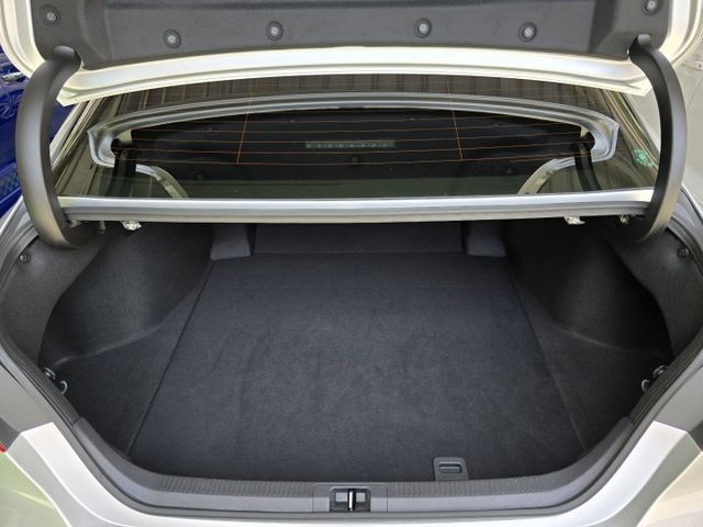 快立嚴選❱❱❱ⓎⒺⓈ認證車2022年5月【精裝豪華版】極光銀✴僅跑六萬❏全車原鈑件❏安卓機❏跟車❏七氣囊❏四輪新❏可全貸  第20張相片