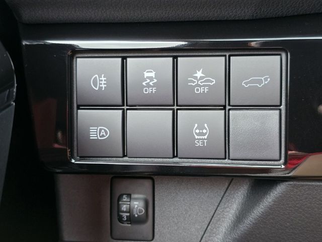 快立嚴選❱❱❱ⓎⒺⓈ認證車2024年型式【潮玩版】雲河灰✴僅跑一萬二❏原漆原鈑件❏電尾門❏盲點❏跟車❏原廠保固中❏可全貸  第11張相片