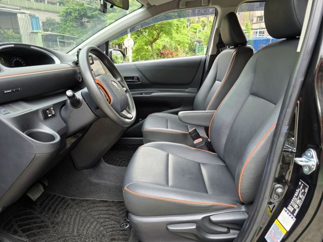 快立嚴選❱❱❱ⓎⒺⓈ認證車2018年式【豪華✚版】檀木黑✲僅跑四萬❏原漆原鈑件❏單電動側滑門❏免鑰❏定速❏車庫車❏可全貸  第10張相片