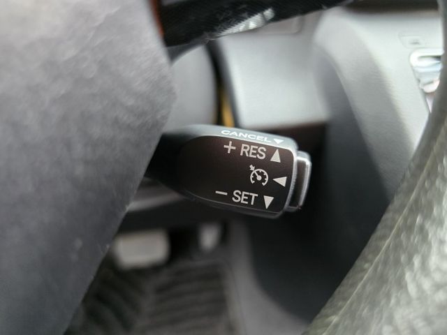 快立嚴選❱❱❱ⓎⒺⓈ認證車2018年式【豪華✚版】檀木黑✲僅跑四萬❏原漆原鈑件❏單電動側滑門❏免鑰❏定速❏車庫車❏可全貸  第13張相片