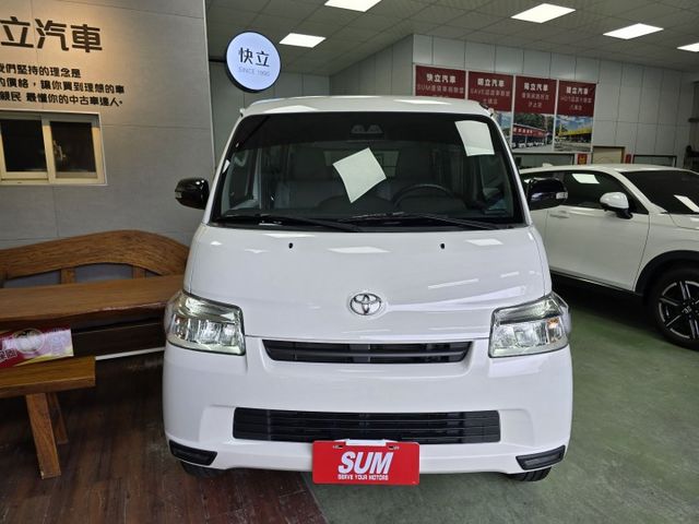 快立嚴選❱❱❱ⓎⒺⓈ認證車2024年型式【五人座自排TSS雙精裝】雪貂白✴僅跑六千❏原漆原鈑件❏鋁圈❏電折❏影音❏可全貸  第2張相片