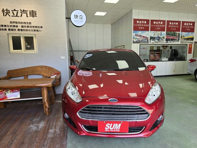 快立嚴選❱❱❱ⓎⒺⓈ認證車2016年4月領牌【1.5 S版】炫目紅✴僅跑十二萬❏原鈑件❏安卓機❏免鑰匙❏四輪新❏可全額貸  第3張相片