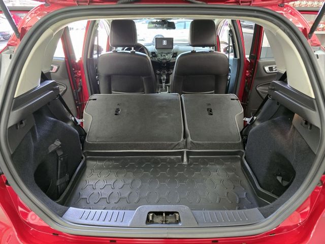 快立嚴選❱❱❱ⓎⒺⓈ認證車2016年4月領牌【1.5 S版】炫目紅✴僅跑十二萬❏原鈑件❏安卓機❏免鑰匙❏四輪新❏可全額貸  第17張相片