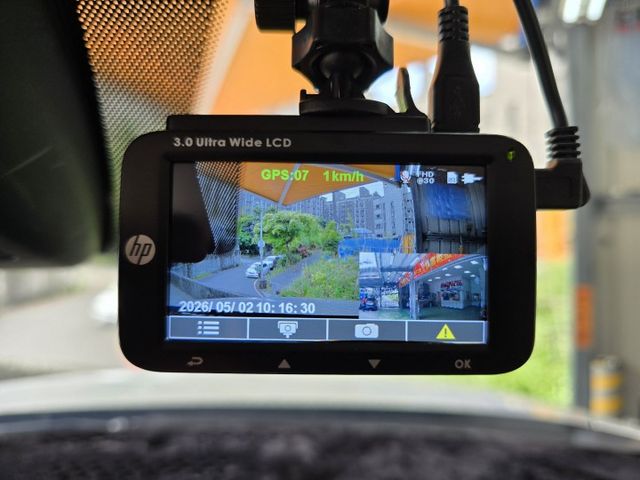 快立嚴選❱❱❱ⓎⒺⓈ認證車2023年10月領牌【P版】曜雪白✴僅跑三萬❏原鈑件❏BOSE音響❏雙電椅❏電尾❏環景❏可全貸  第14張相片