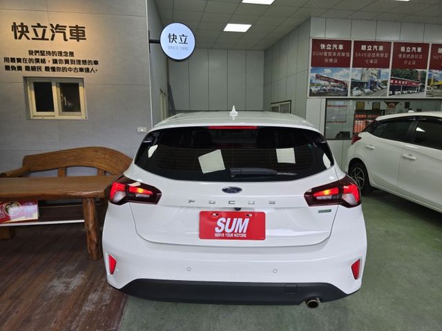 快立嚴選❱❱❱ⓎⒺⓈ認證車2025年【X版】皓月白✴僅跑一萬❏原漆原鈑件❏導航❏免鑰❏盲點❏全速域跟車❏原廠保固❏可全貸  第7張相片