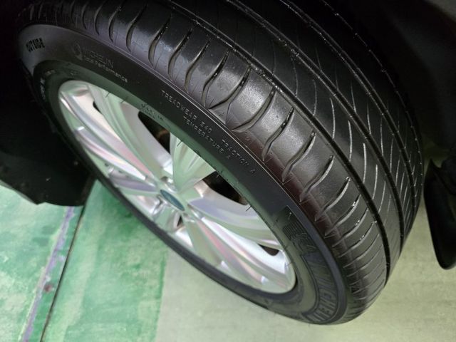快立嚴選❱❱❱ⓎⒺⓈ認證車2018年【旗艦型】皓月白✴僅跑七萬❏原漆原鈑件❏盲點❏跟車❏電尾門❏原廠保養❏四輪新❏可全貸  第9張相片