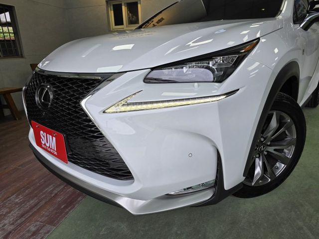 快立嚴選❱❱❱ⓎⒺⓈ認證車2016年【AWD F Sport全景版】極光白✴僅跑七萬❏原漆原鈑件❏安卓機❏四輪新❏可全貸  第2張相片